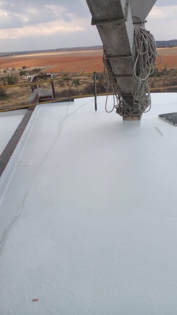 waterproofing layer applied on the silo roof by APR Waterproofing during the Silo Roof Painting project.