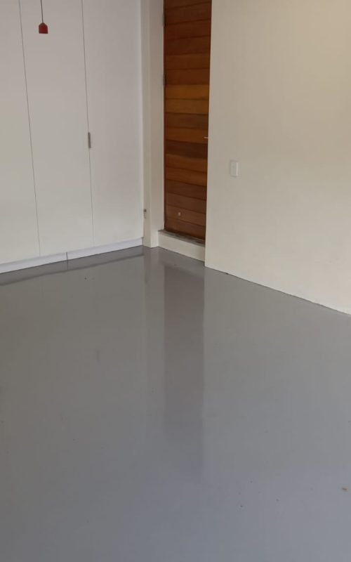 House garage floor finished with epoxy resin and waterproofing by APR Waterproofing